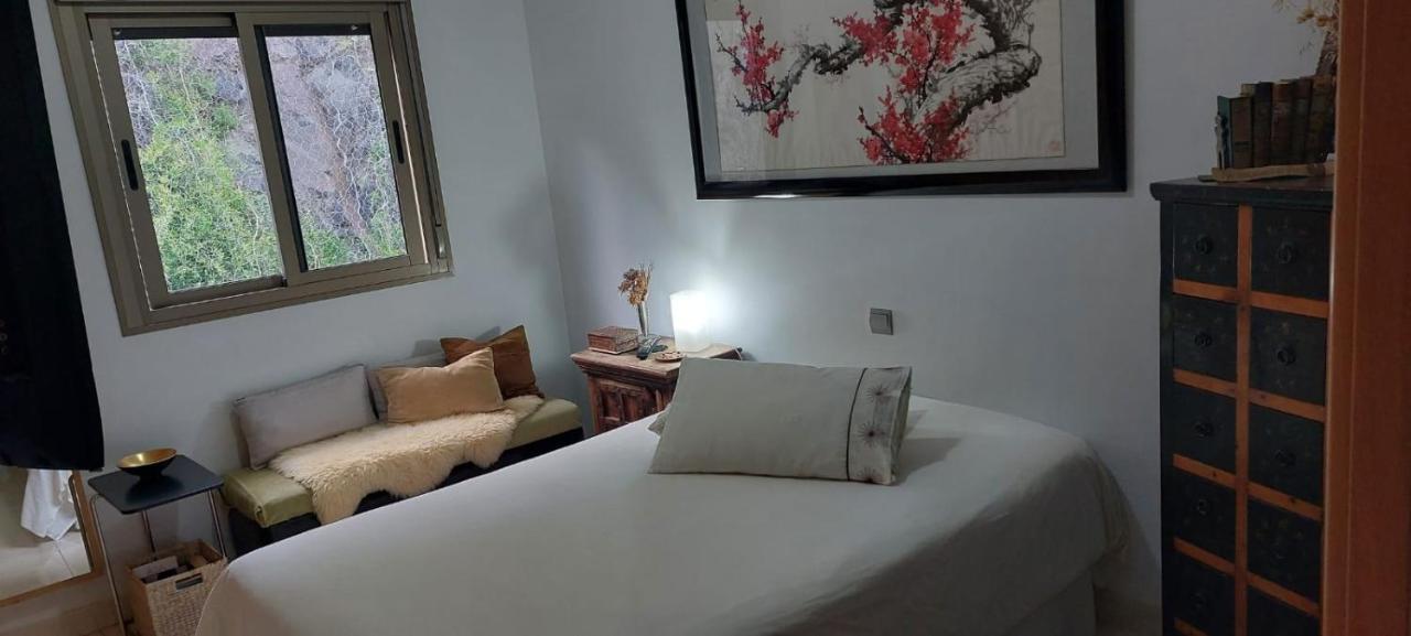 Cozy Room Near Las Teresitas Beach ซานตาครูซ เด เตเนริเฟ ภายนอก รูปภาพ